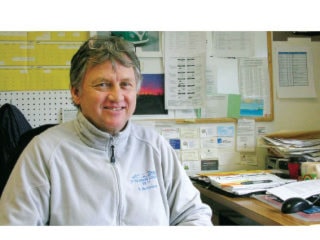1778NewS.8.20110118123826.Front_HughMacKinnon_20110119