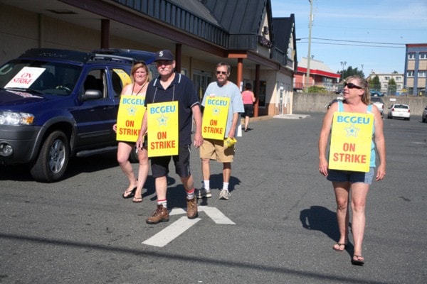 41837comox09bcgeu