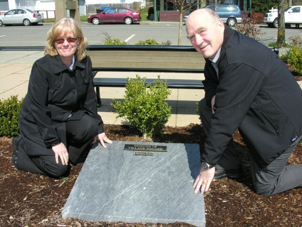 50247comox09plaque