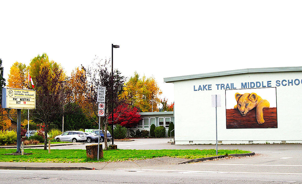web1_lake-trail-school