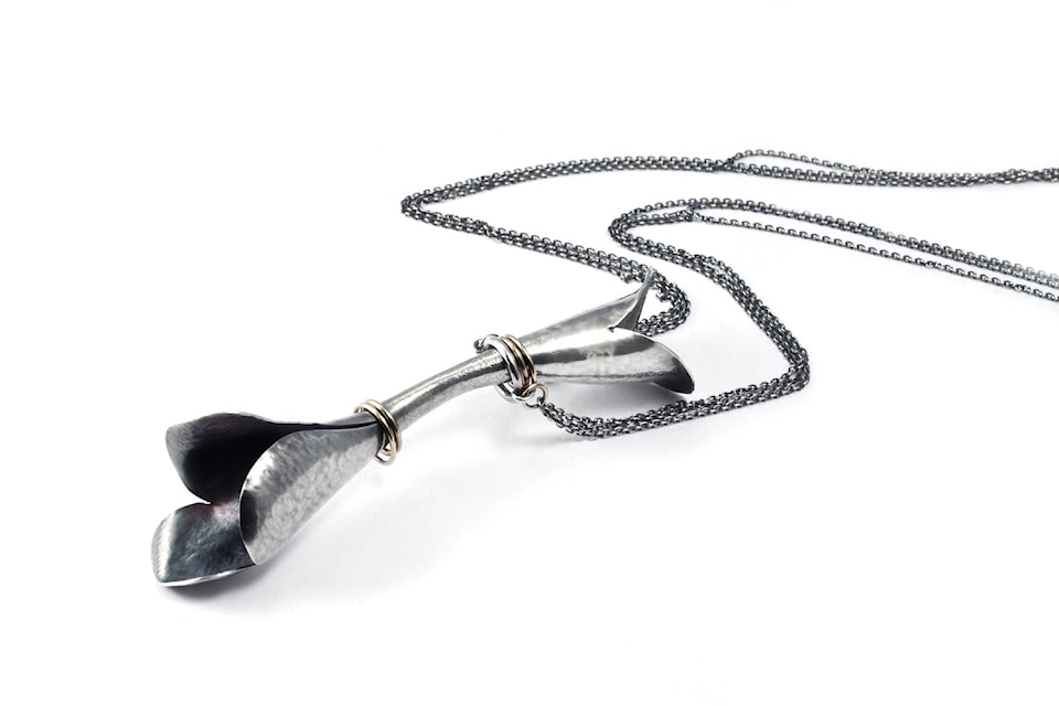 7846390_web1_Ron-Crawford--Jewellery--Metal-Art
