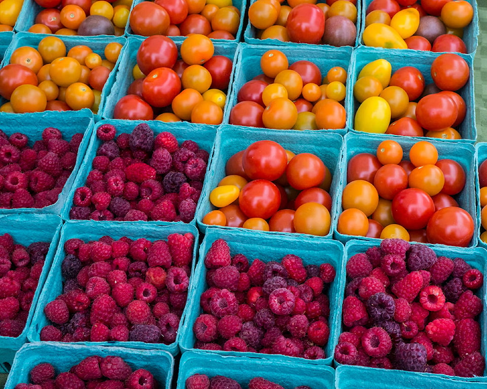 7953411_web1_170802-Farms.tomato