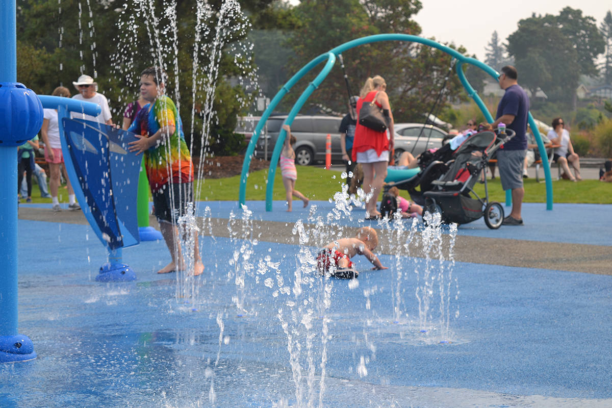 8002087_web1_170805-CVR-N-splashpark1