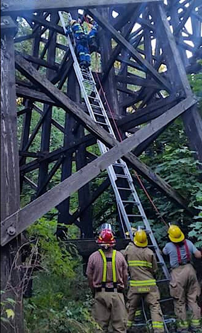 8164527_web1_Firefighters-long