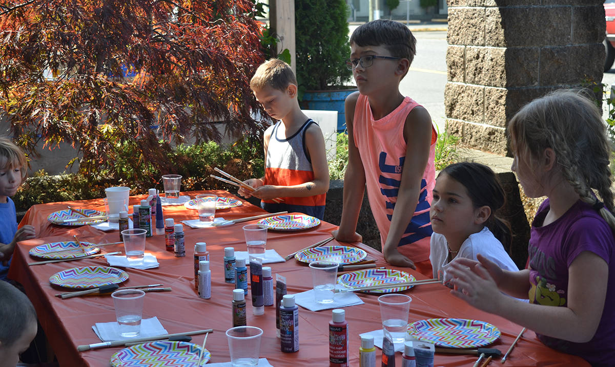 8174005_web1_170822-CVR-N-KidsArt3