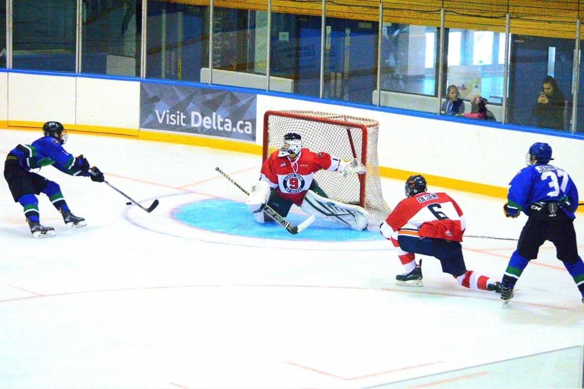 8268877_web1_170827-BPD-M-Vancouver-Giants-2-0797