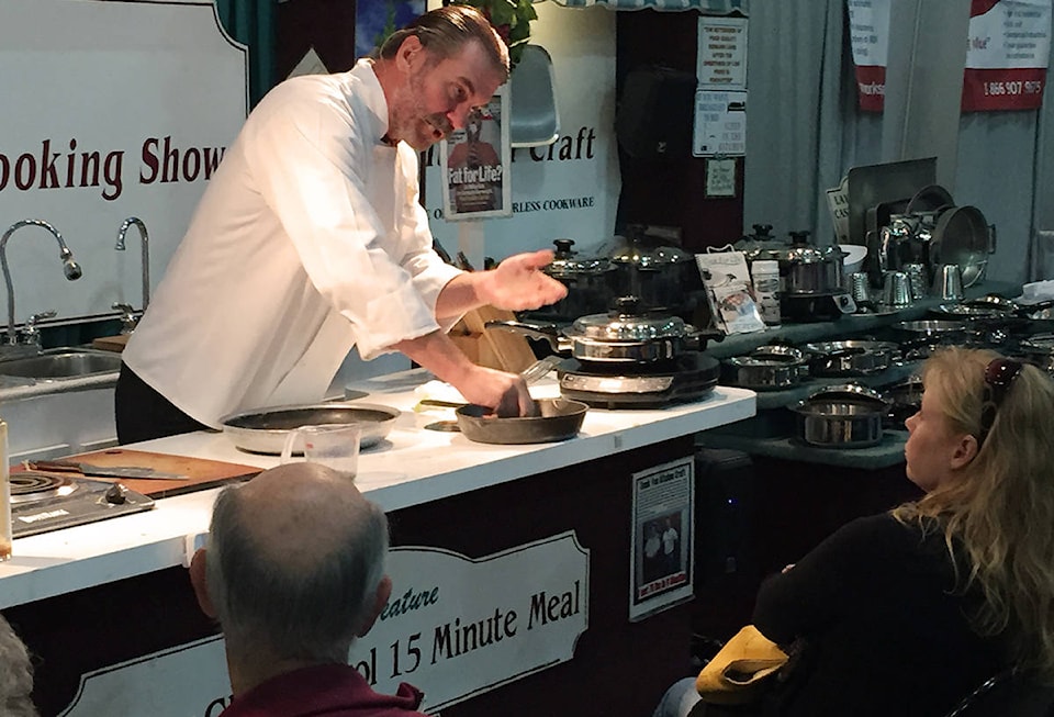 8669222_web1_170928-CVR-N-homeshow