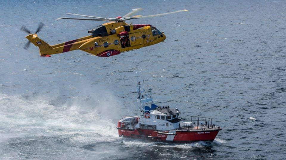 9095141_web1_Canadian-Coast-Guard-1