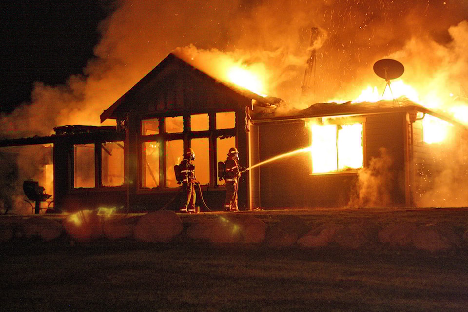 9205371_web1_C-2112-Nanaimo-RIver-Rd-Fire---IMG_9114