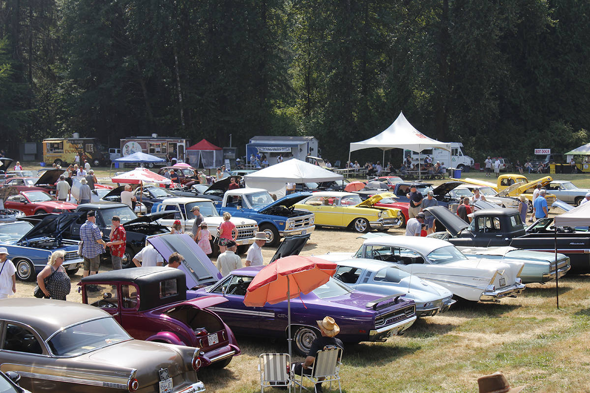 12947296_web1_180802-CVR-C-ClassicCruisers4