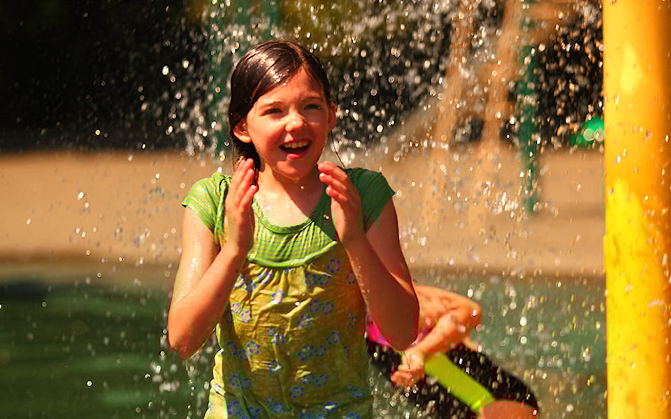 13345150_web1_water-park-2015-copy
