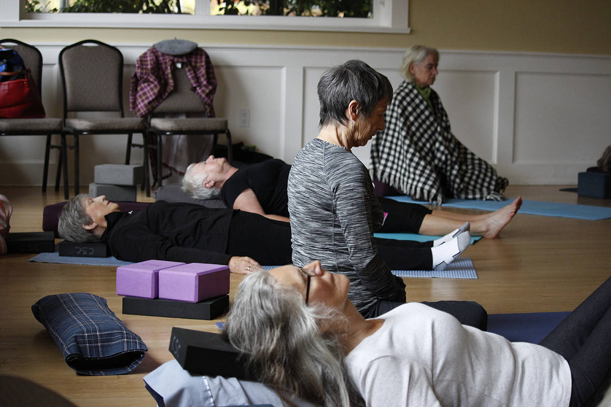 13488979_web1_180910-CVR-seniors-yoga