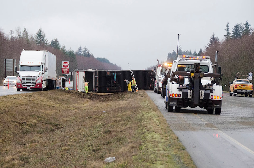 15379216_web1_Overturned-Semi-Island-Highway-Feb-1