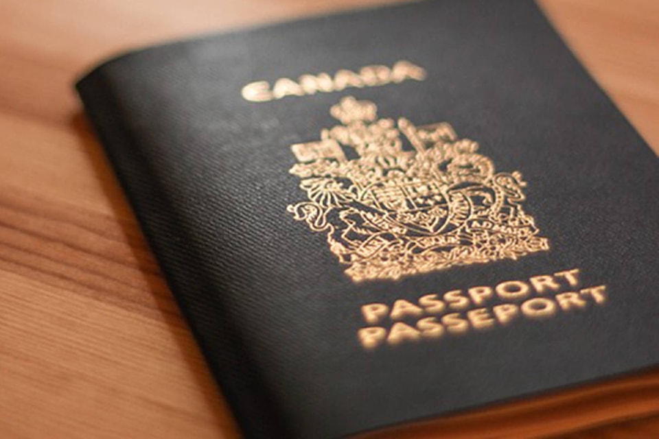 15601051_web1_Passport_Canadian_Pixabay