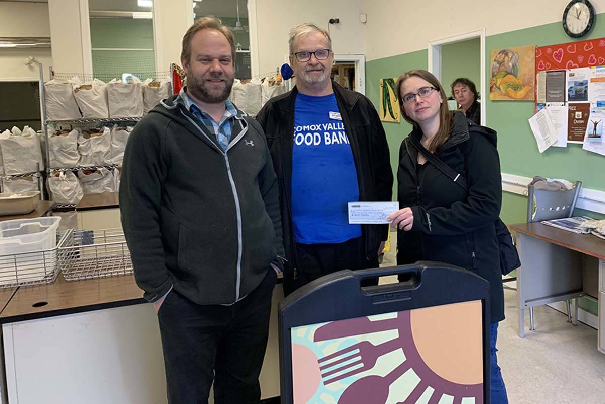 15784773_web1_190305-CVR-C-GBParker-AppliancesFood-Bank-Donation
