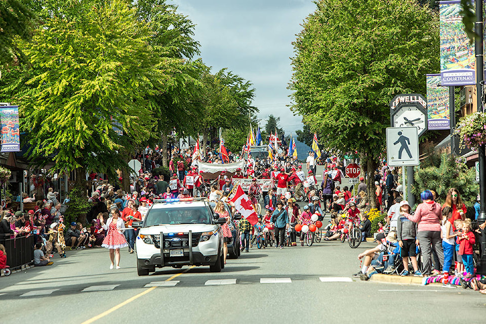 16514340_web1_190425-CVR-C-Courtenay-Canada-Day-Parade-2018