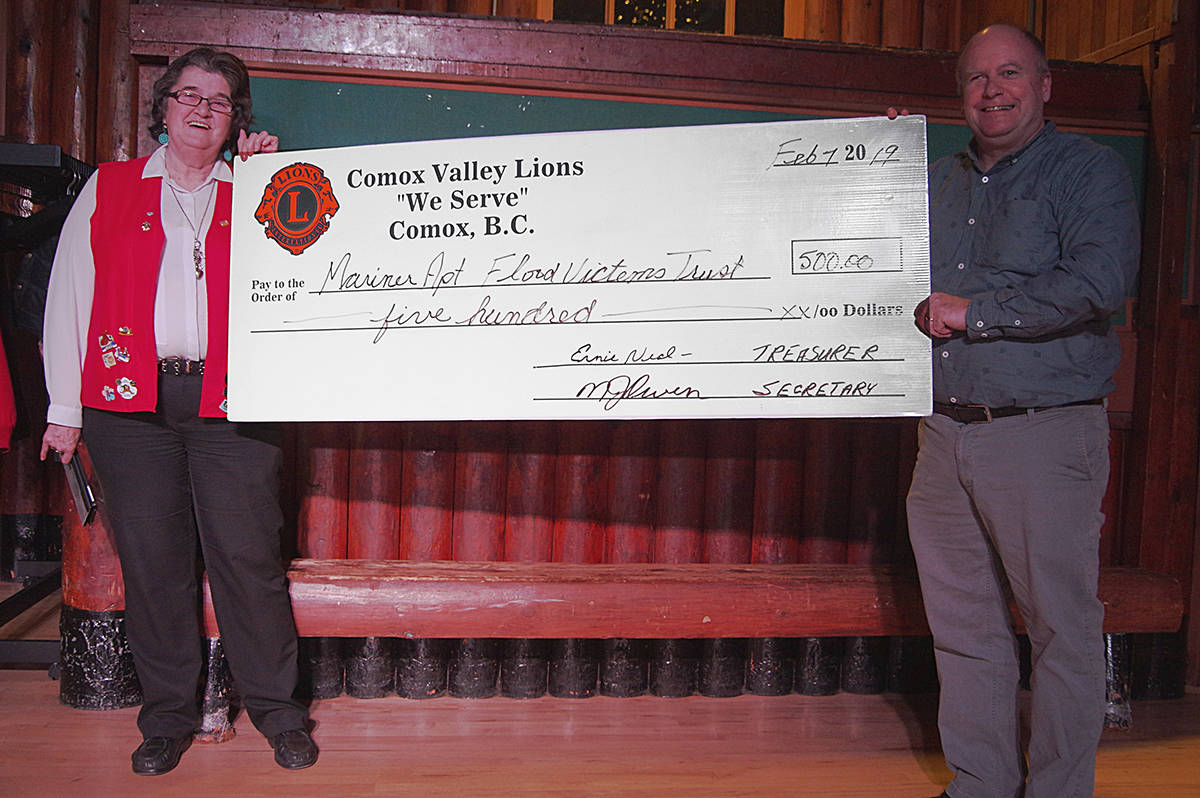 16620387_web1_190502-CVR-C-givingback-Lions-to-Mariners