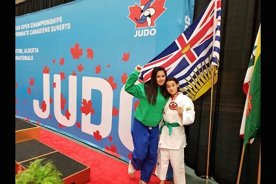 16931267_web1_190521-CVR-M-61021676_10156008452376791_2448419164478504960_n