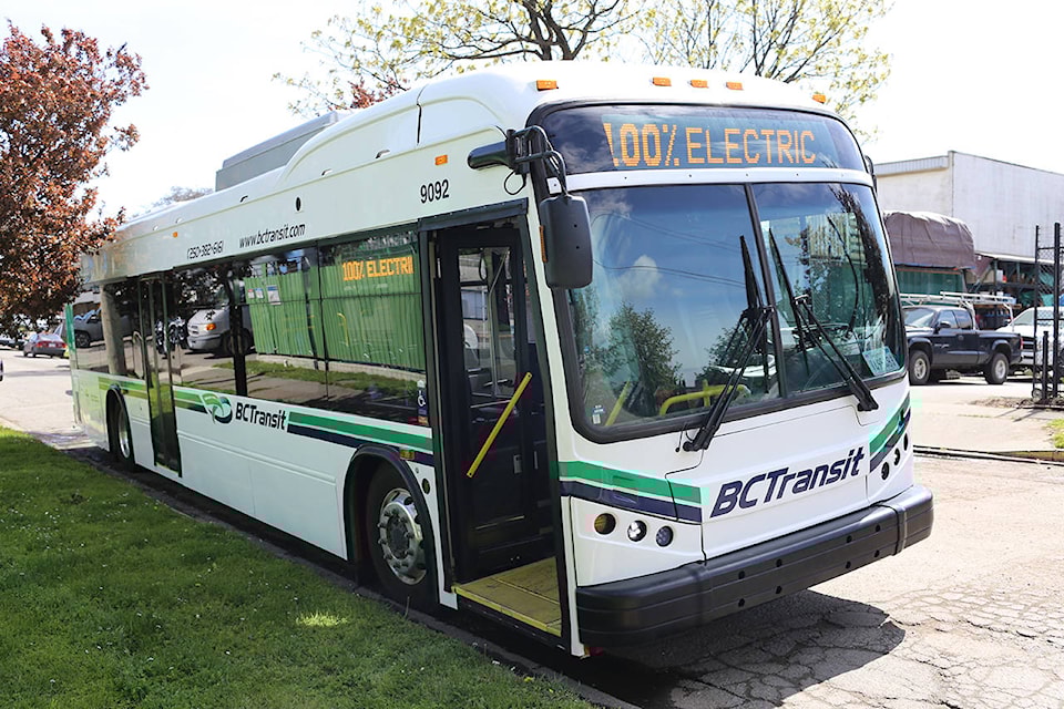 17896264_web1_190729-VNE-BCTransit-Electric