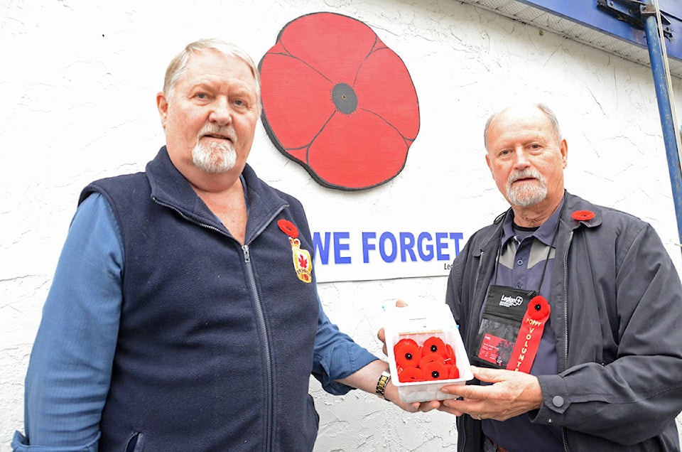 19235152_web1_191104-CVR-Poppy-boxes