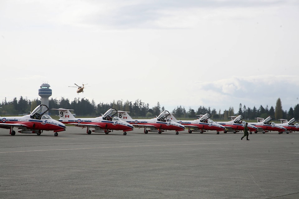 21207511_web1_snowbirds