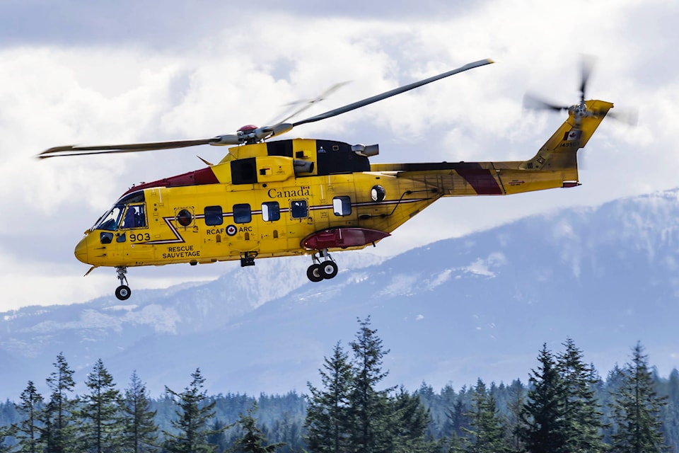 22414921_web1_200819-AVN-Cormorant-helicopter-training-Cormorant_2