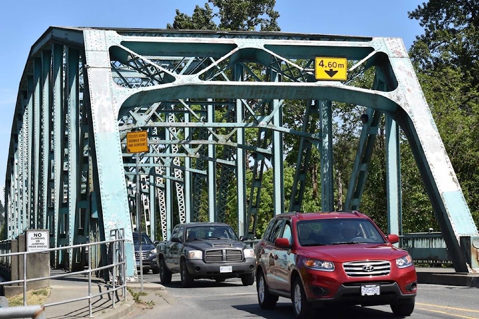 23086207_web1_201028-CVR-N-Eriksson-Bridge-1_1