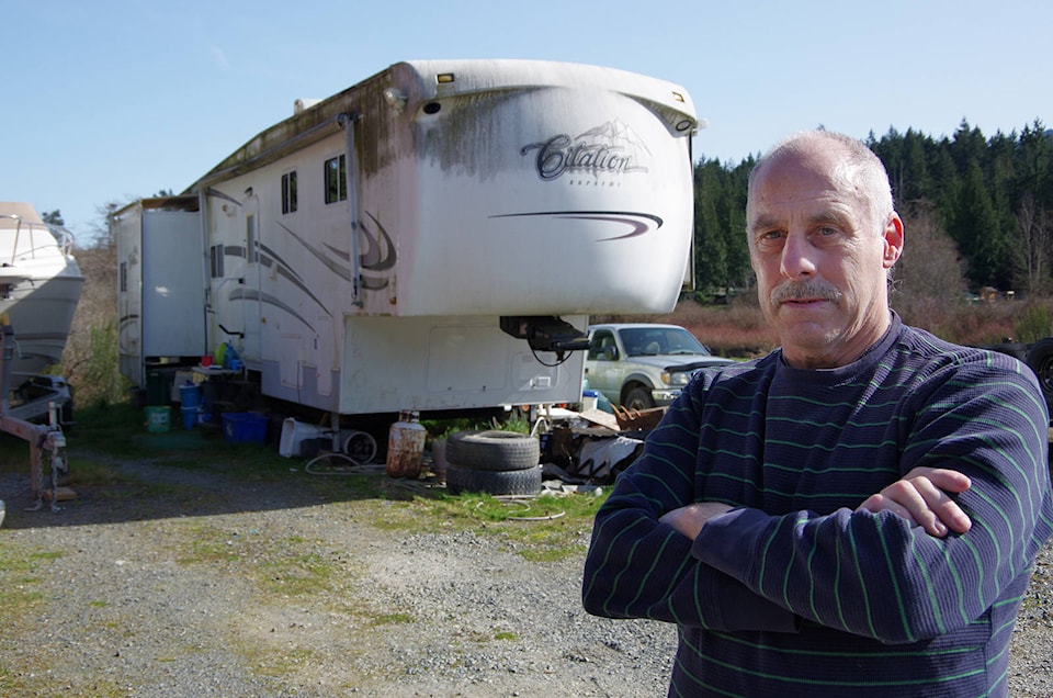 24882591_web1_210414-NBU-Living-in-RVs-illegally-_1