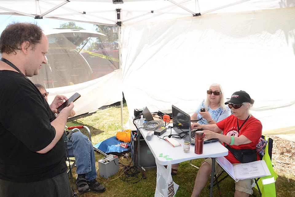 25638829_web1_210630-CVR-ham-radio-field-day