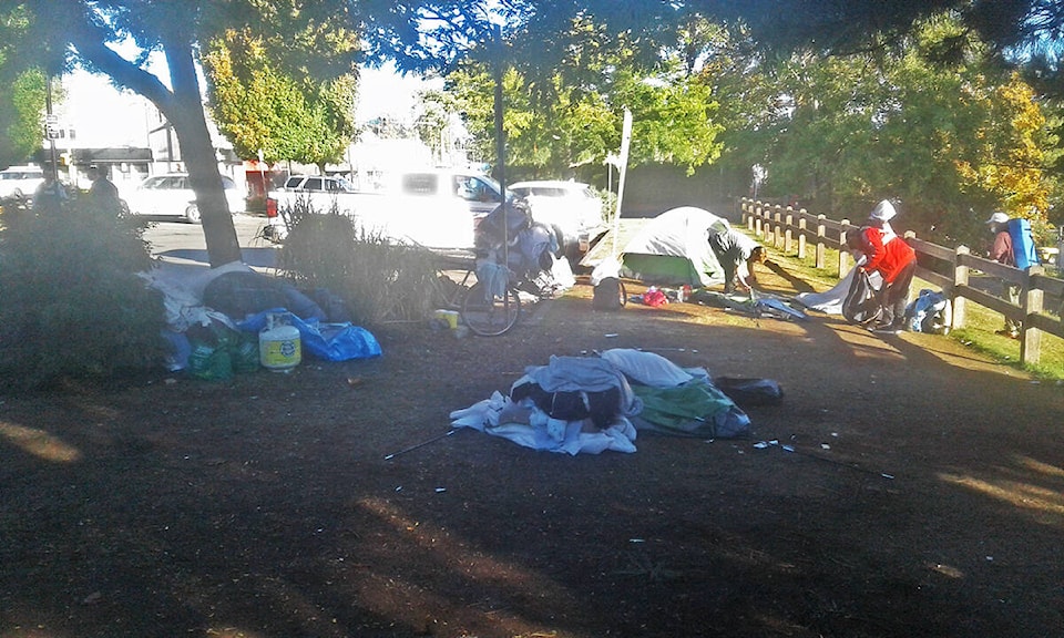 26495998_web1_copy_210922-CVR-N-homeless1
