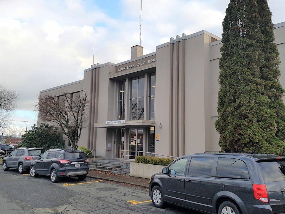 26599092_web1_210428-CVR-courthouse