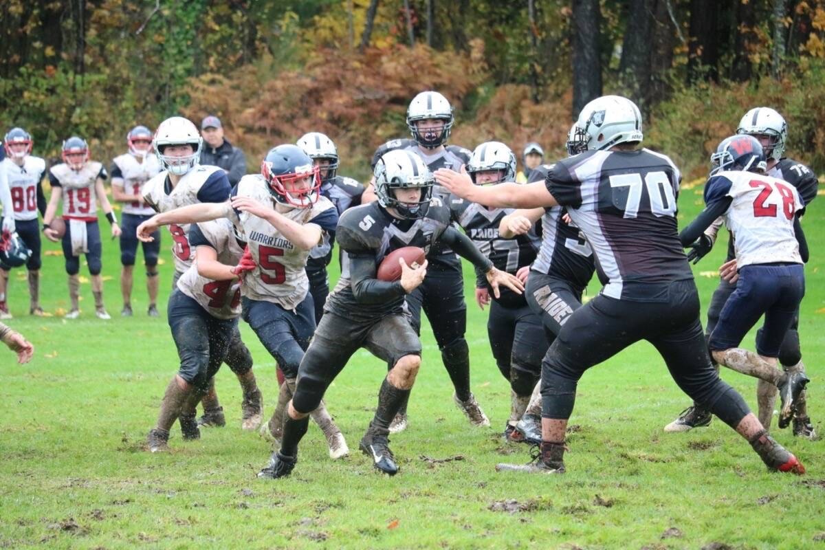 two-comox-valley-football-teams-qualify-for-b-c-championships-comox