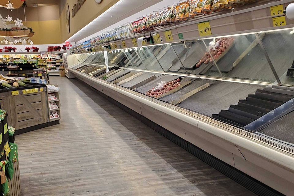 27345196_web1_211125-VMS-food-patience-shelves_7