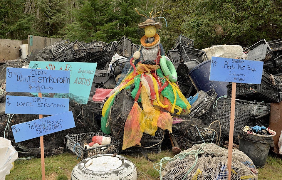 28074812_web1_220207-BC-Shellfish-Plastic-Debris-ghost-gear_1