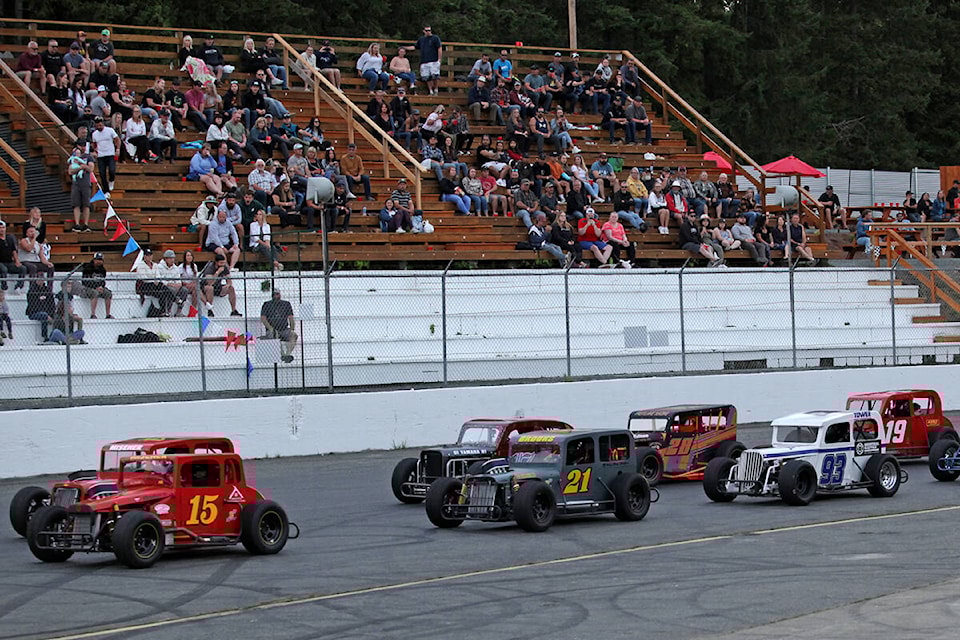 28088937_web1_210721-CVR-S-Saratoga-1_1
