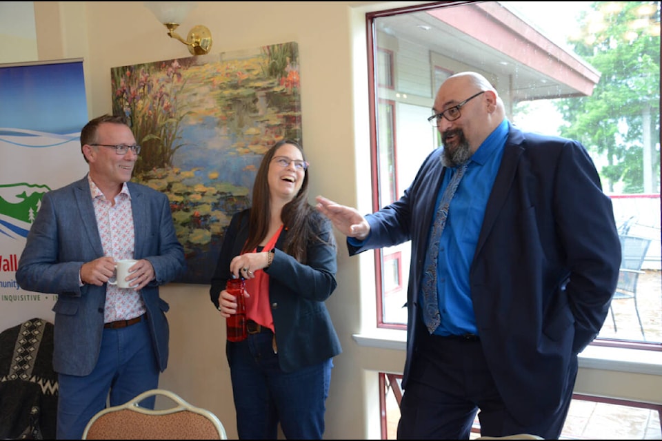 Superintendent of Indigenous education for BC Denise Augustine visits with School District 71’s assistant superintendent Geoff Manning (left) and superintendent Tom Demeo prior to the lunch. Photo by Mike Chouinard