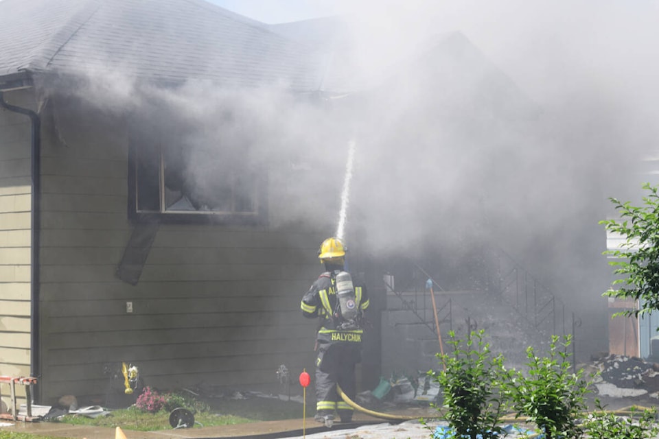 29743000_web1_220720-AVN-Eighth-Ave-house-fire-more_1