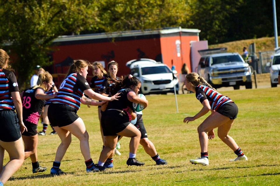 Hooker Taya Gagnon taking the ball into contact. Photo courtesy Jesse Ramsay