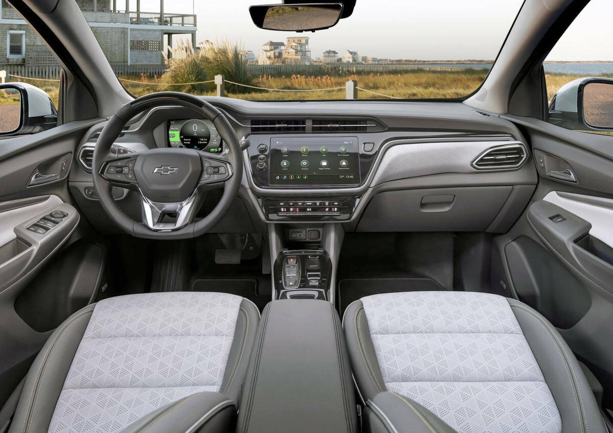 The cabin has 10.2-inch touch-screen and behind the flat-bottom steering wheel is an 8.0-inch configurable display with speedometer and range readouts. PHOTO: CHEVROLET