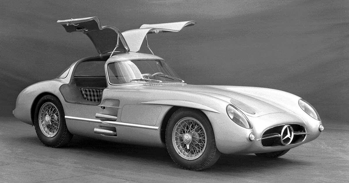 Historical photos of the legendary Mercedes-Benz 300 SLR Uhlenhaut Coupé. PHOTO: MERCEDES-BENZ