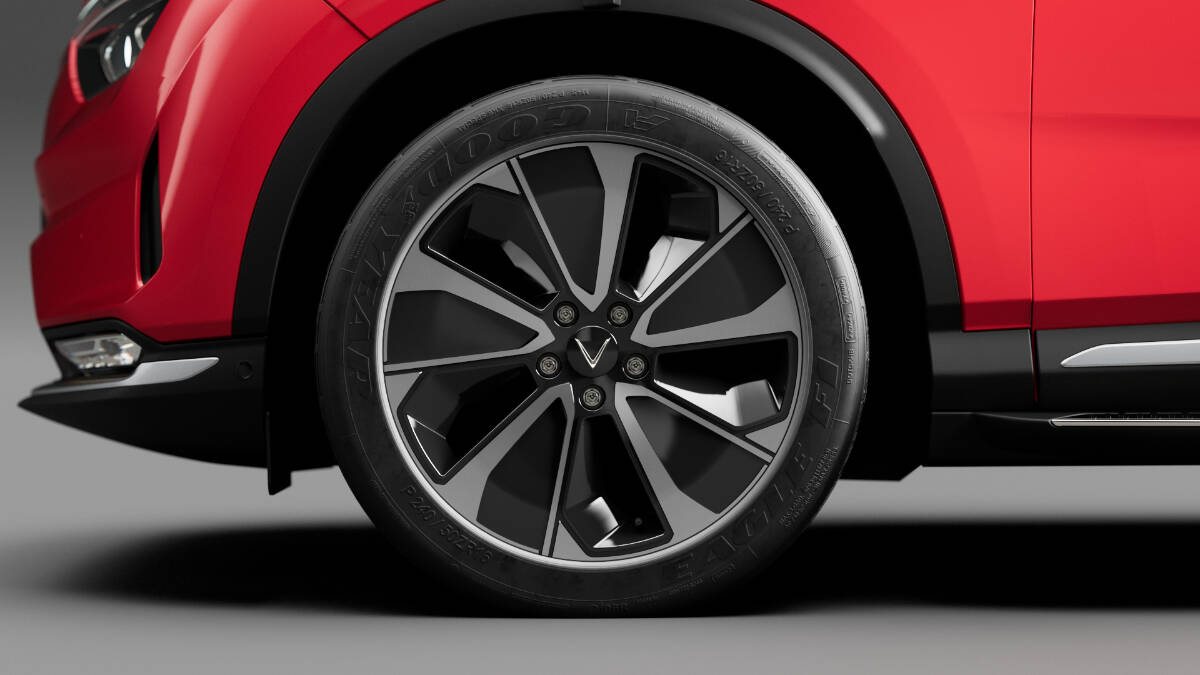 The driving modes for the pre-production test vehicles included a Sport setting, but itÂ’s almost indistinguishable from the Normal mode. VinFast says it will address that before full production begins. PHOTO: VINFAST