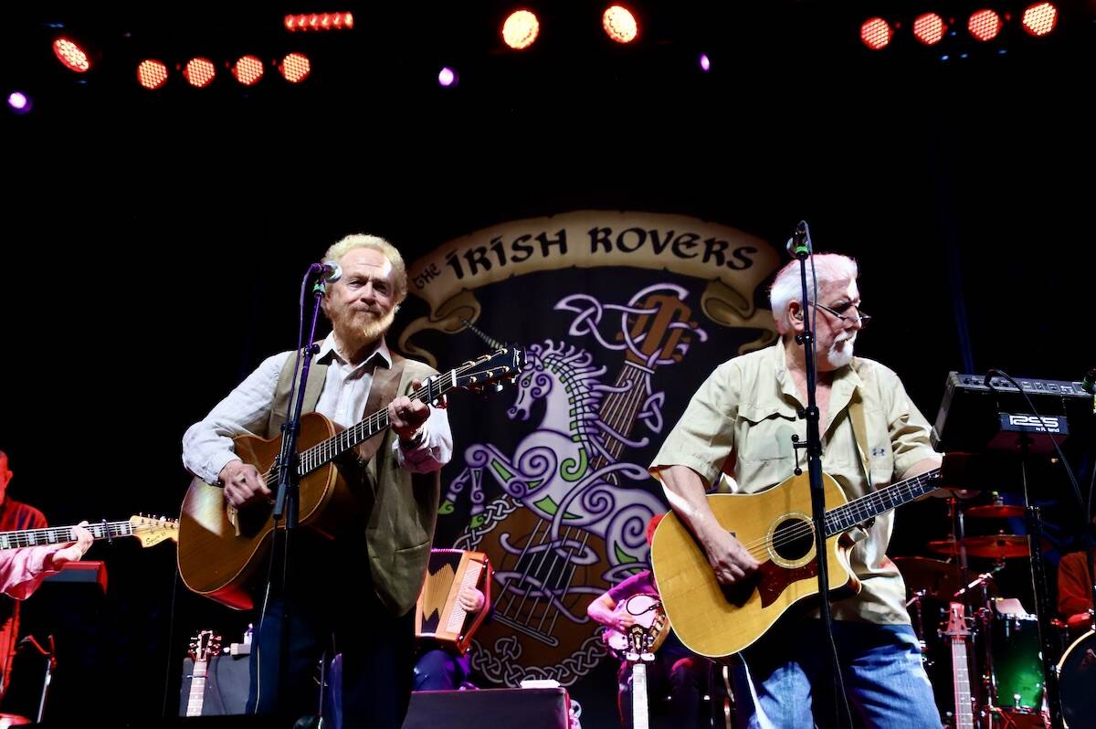 32326179_web1_230324-MMA-HeyBoysSingUsASong-IrishRovers_1