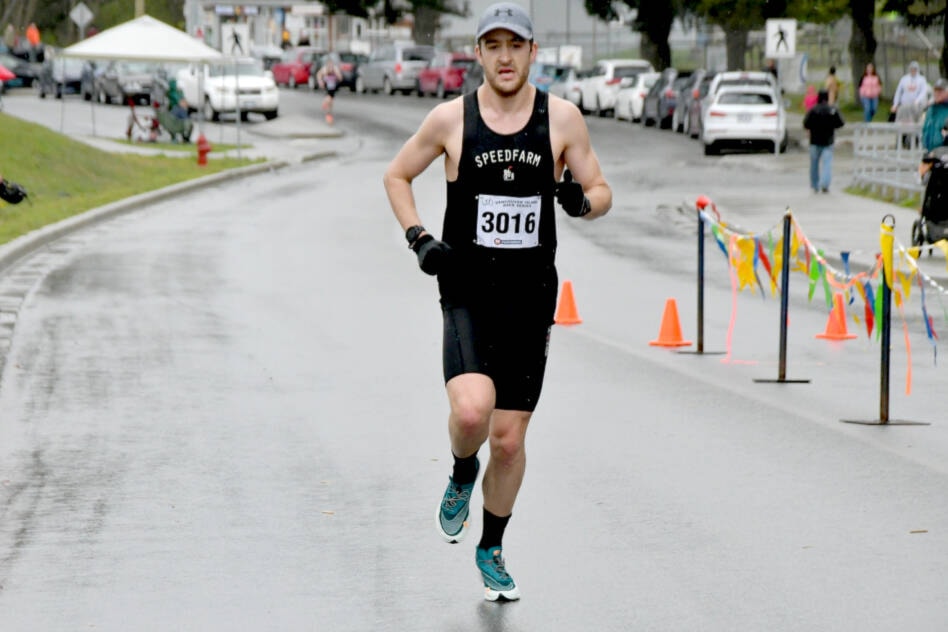 32375041_web1_230413-SNM-Sooke-10K-PHOTO_1