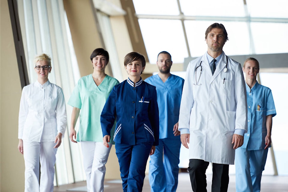 32477711_web1_220921-CVR-C-Walkwithyourdoc-1_1