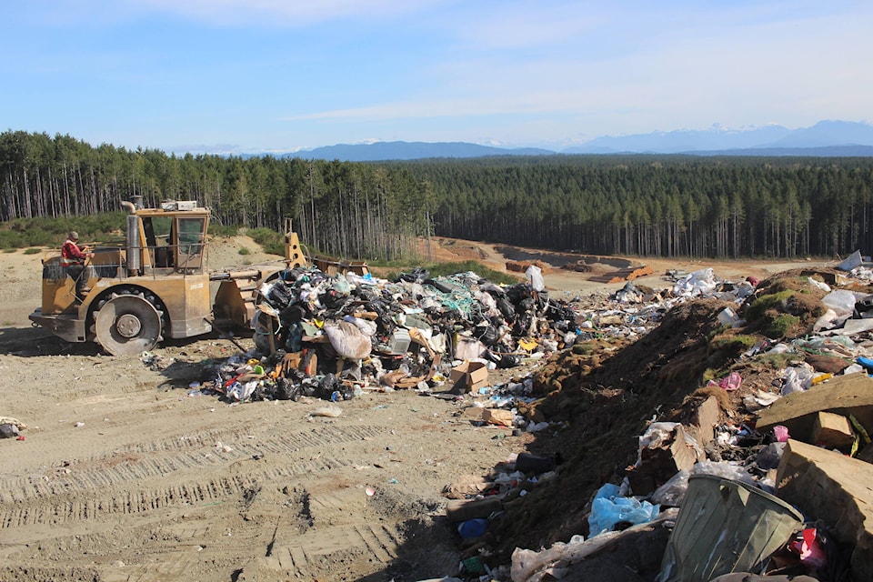 33100611_web1_210428-CRM-FOOD-WASTE-2-Landfill-HEAP_2