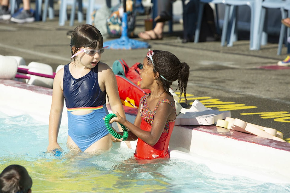 33435017_web1_230802-CVR-S-freeswims-1_1