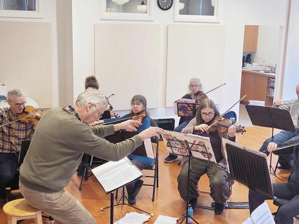 camerata-chris