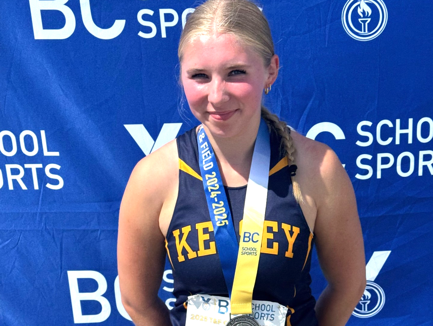 Cobble Hill high jumper follows dad's footsteps to SFU