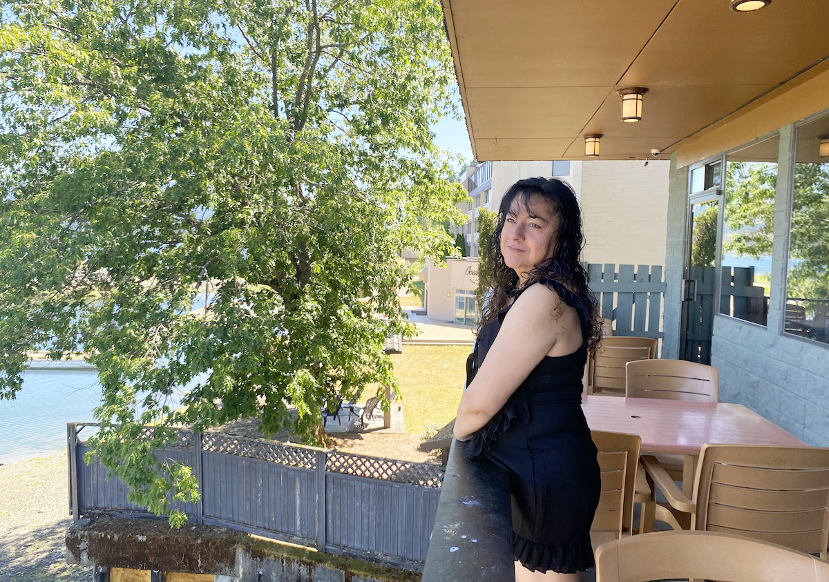 Connector: Raising the bar at Cowichan Bay Pub