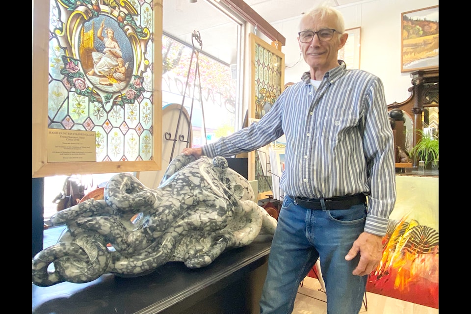 Duncan sculptor Ray Scudder won second place for his outstanding work on this octopus at the annual Sculpture Splash which was held at Gorge Park Pavilion in Victoria. The sculpture can be viewed at Station Street Gallery.
(Chadd Cawson/Citizen)